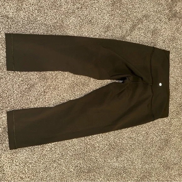 Lululemon Align Super-High-Rise Crop 21" - Picture 4 of 6